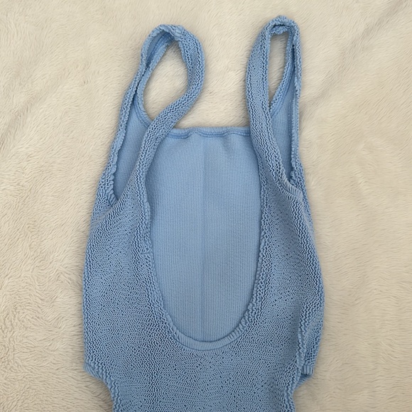 Crinkle One Piece - Picture 3 of 4